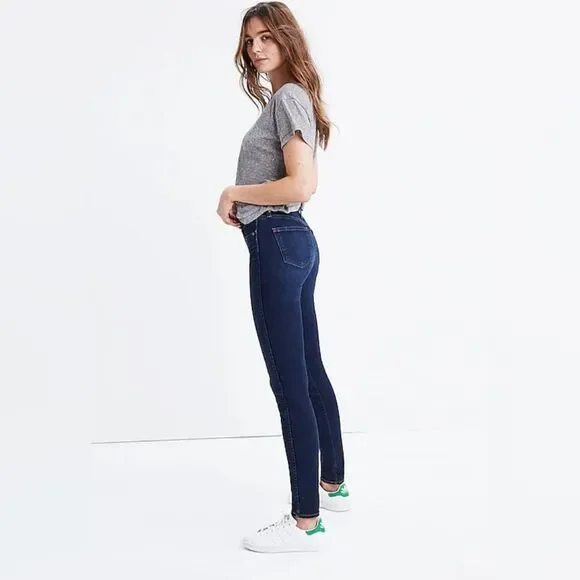 Madewell Dark Wash 10 Inch High Rise Skinny Jeans - Picture 5 of 11